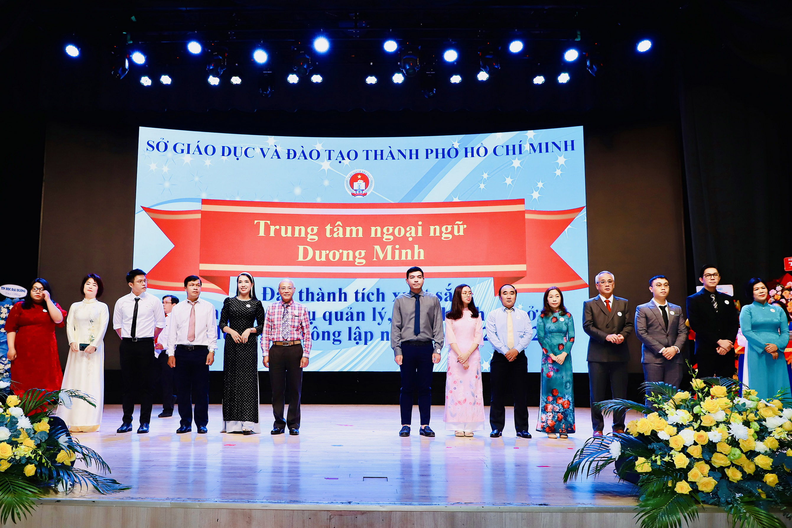 Ngoại Ngữ Dương Minh nhận giấy khen từ Sở Giáo Dục và Đào Tạo Thành phố Hồ Chí Minh