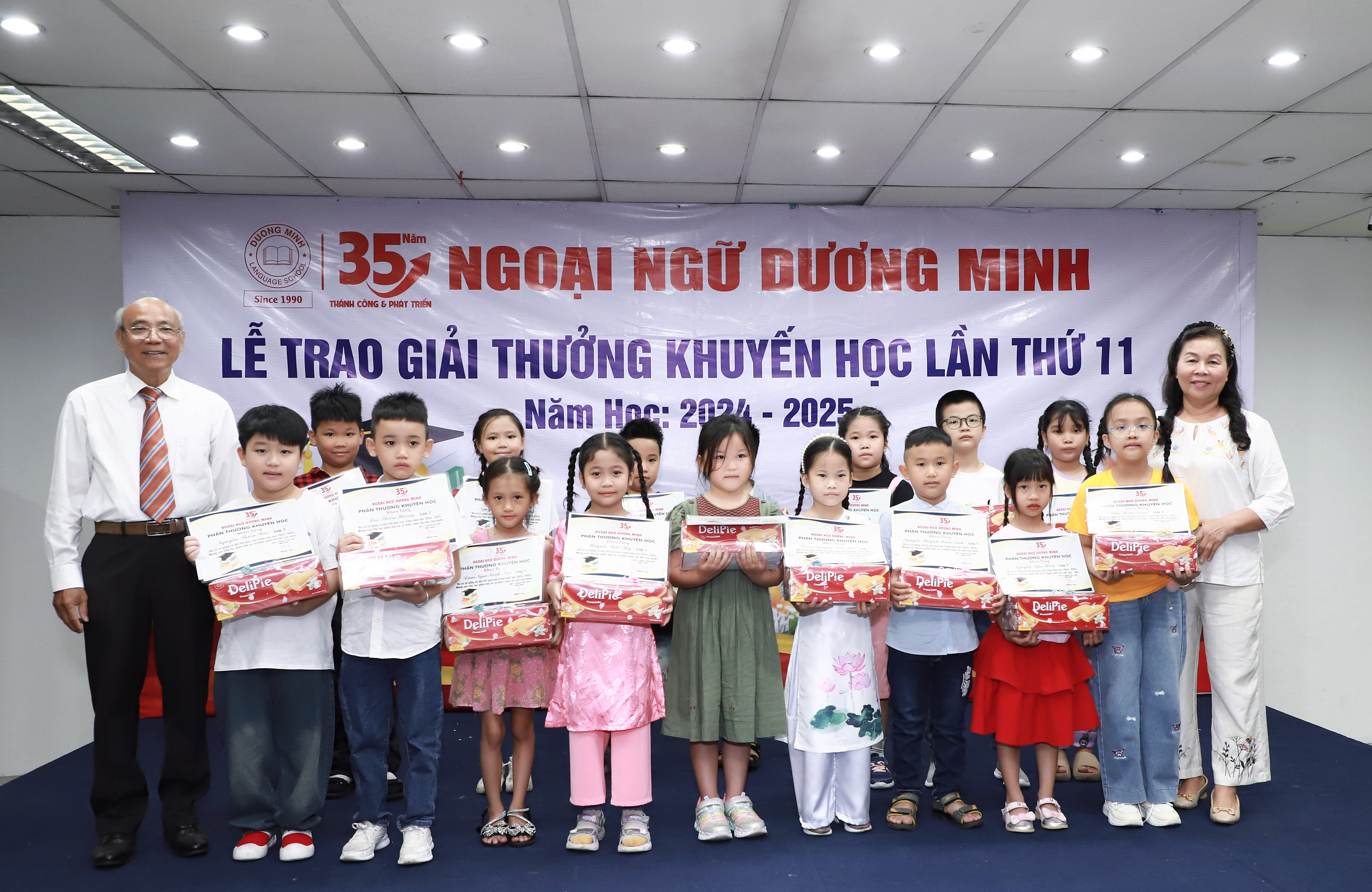 LỄ TRAO GIẢI THƯỞNG KHUYẾN HỌC LẦN THỨ 11 NĂM 2025